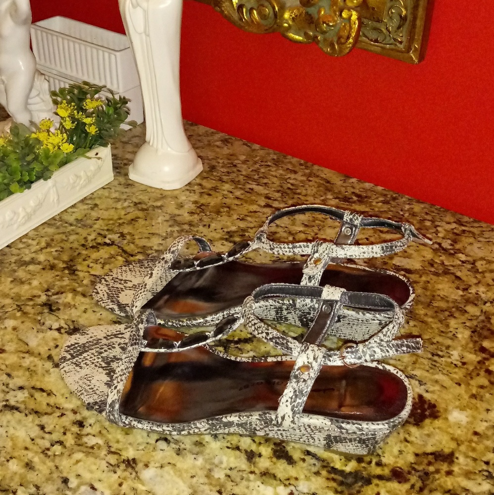Ladies Cloud Walkers Lucey Sandals